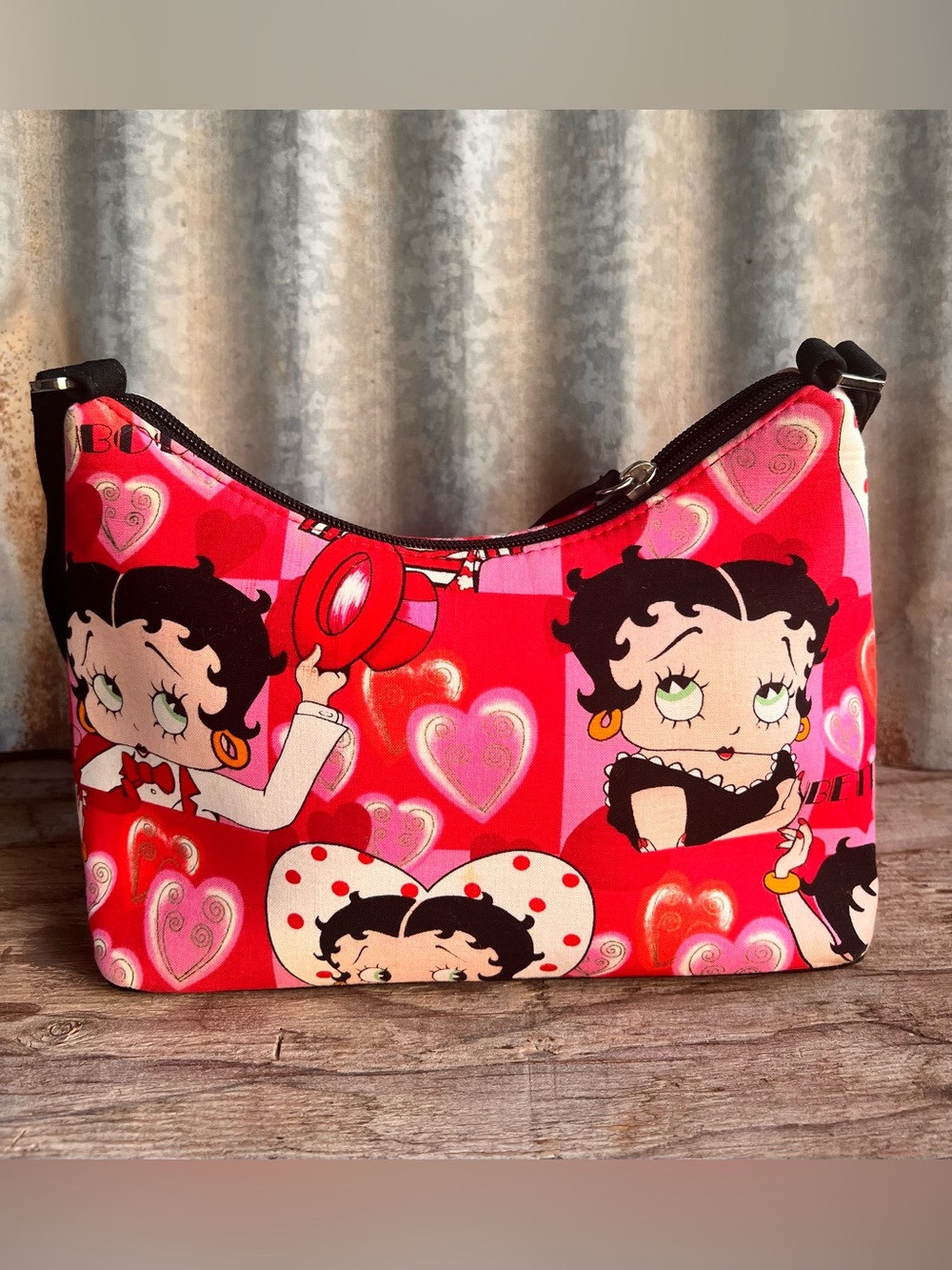 Vintage Betty Boop Red Heart Shoulder Bag